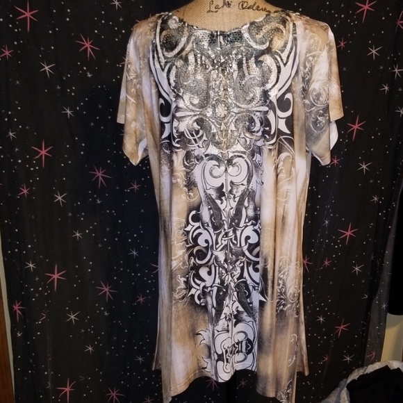 NWOT tunic - Picture 2 of 8